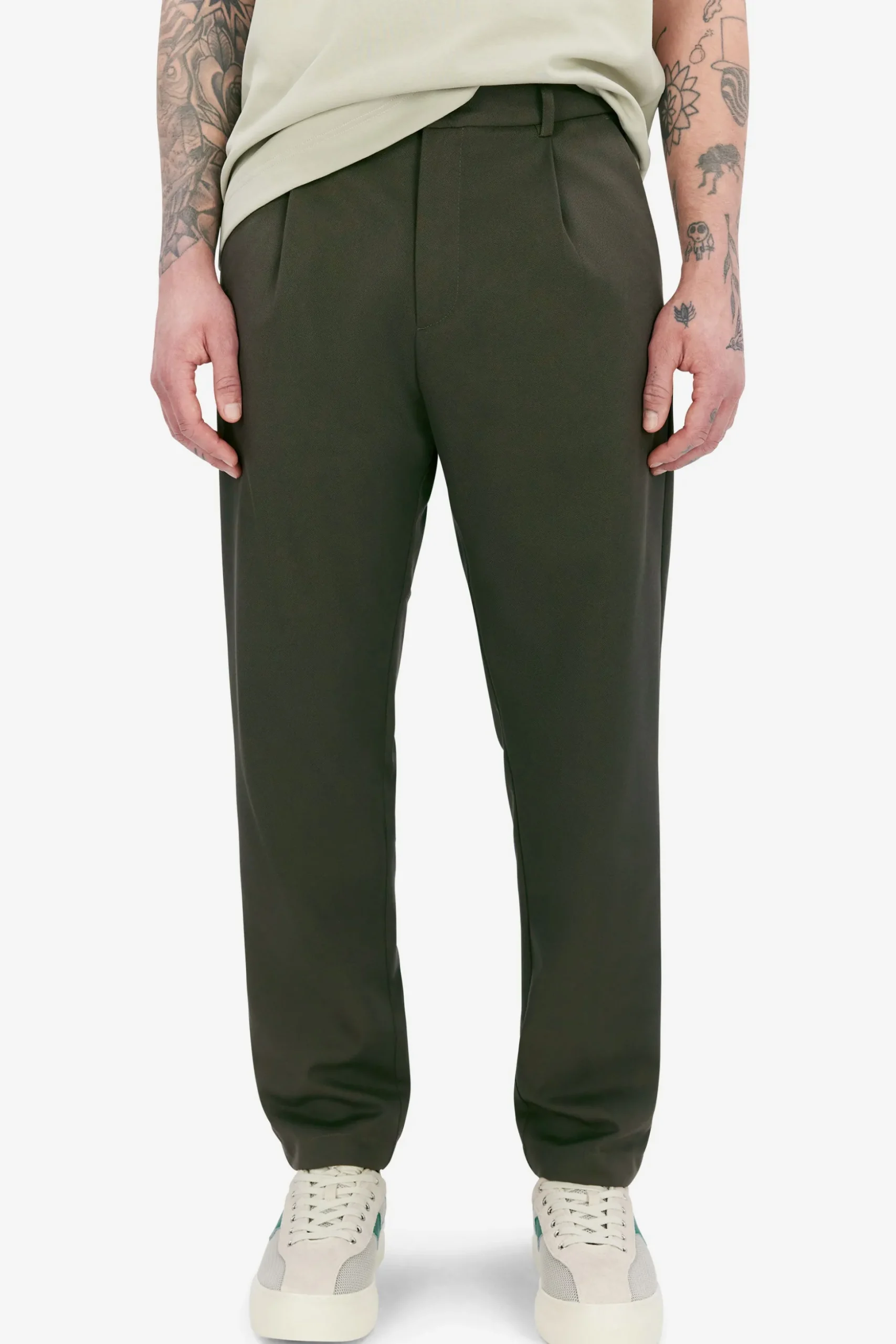 Arnason Dobby shelter green