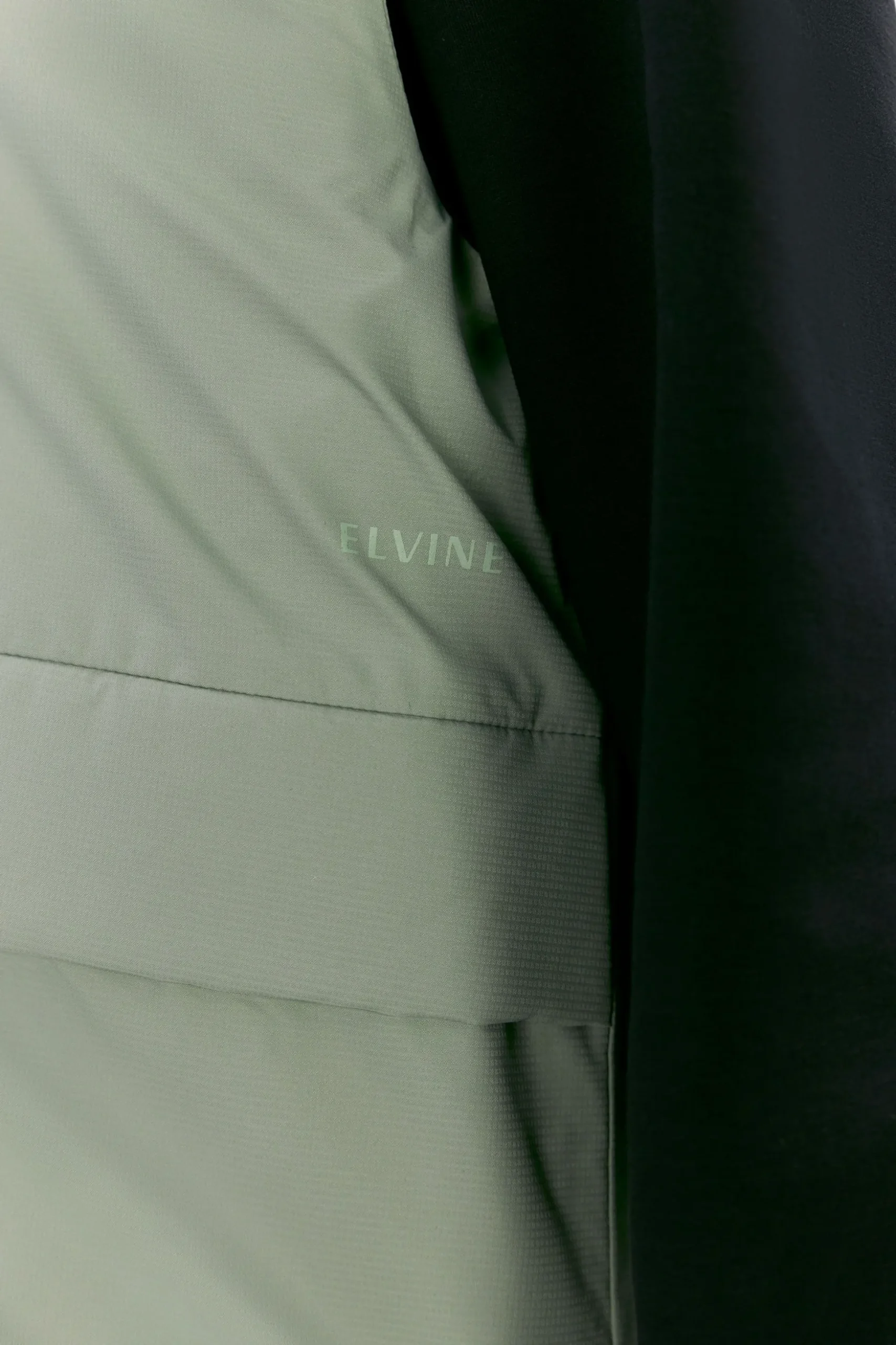 Brynden soft green