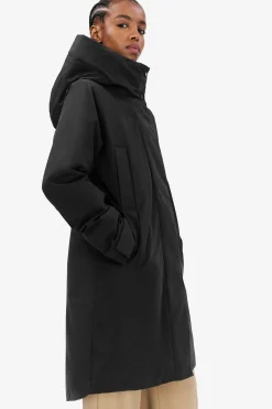 Eline black