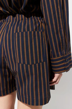 Erla dk navy stripe
